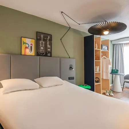 Ibis Cannes Centre-2